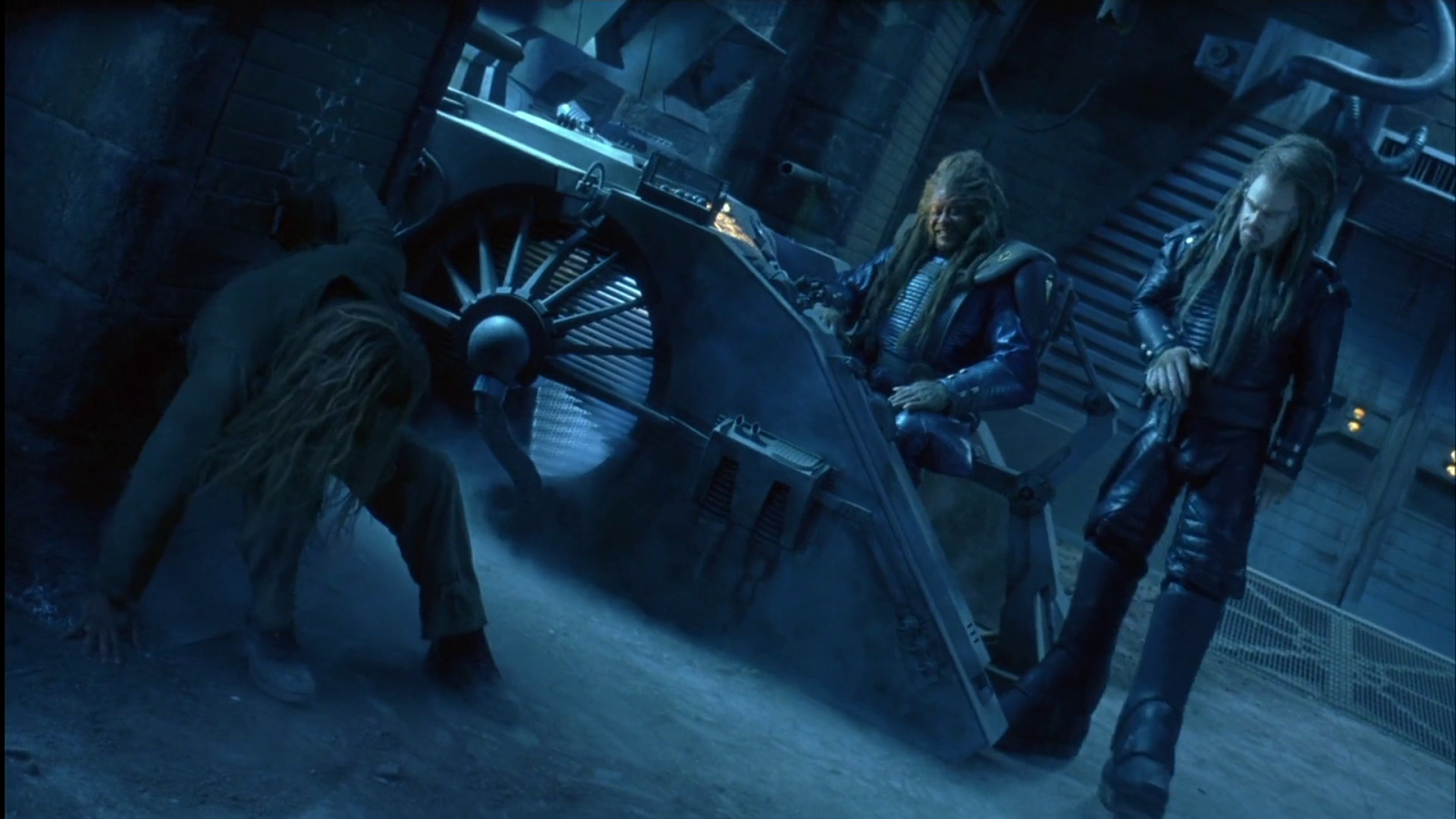 SciFi & Fantasy Costumes Gallery: Battlefield Earth (2000)